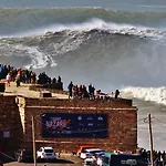 Surf 1 Pensión Peniche