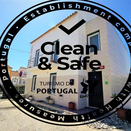 Pensionat Surf 1 2*