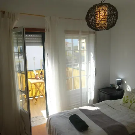 بيت ضيافة Surf 1 2*