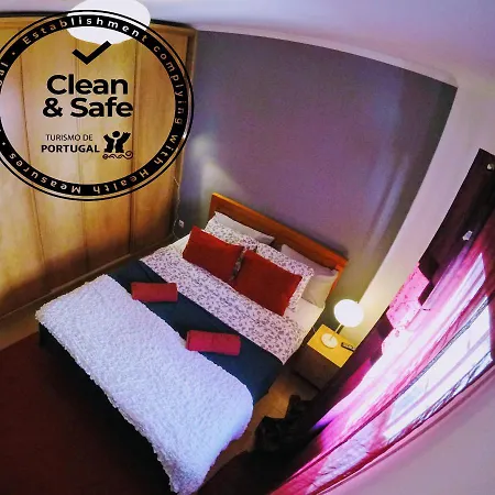 Surf 1 Konukevi Peniche