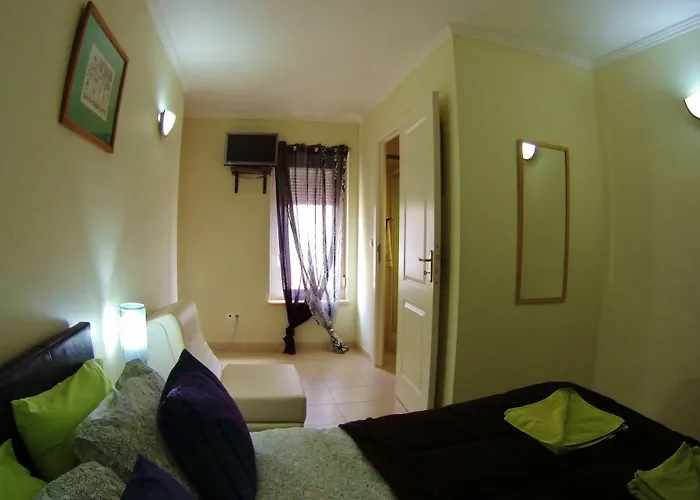 Гостевой дом Surf 1 2*