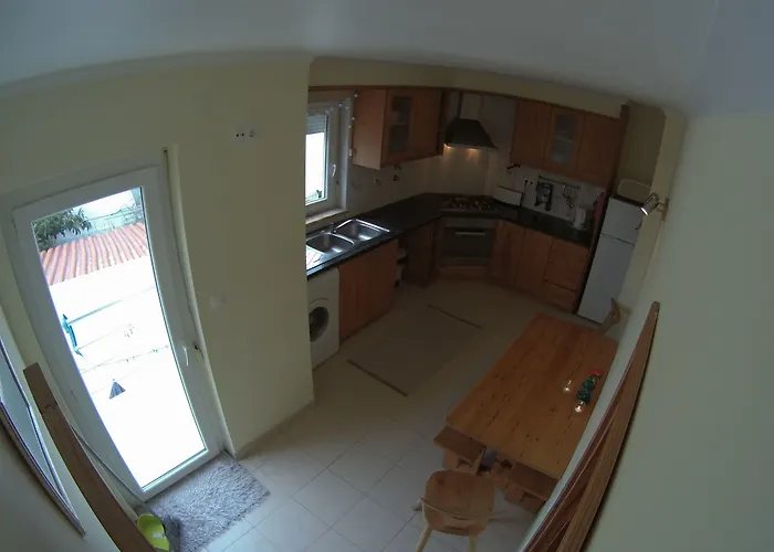 Гостевой дом Surf 1 2*